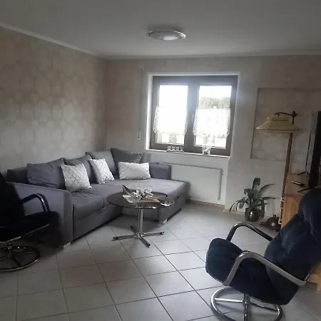 Ferienwohnung Ruge * Wallersheim